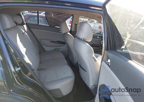 2018 Kia Sportage Lx z USA, uszkodzony, nr VIN KNDPM3AC3J7325764